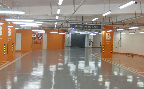 在海东环氧地坪工程圈,每个地坪项目都是经过反复商讨改进、再商讨,才会得出一个甲乙双方都认可的价格。环氧地坪它是一种高强度、耐磨损、美观装饰效果的地面工程,分类广泛,造价相差也很大,大致可以分为:普通海东环氧地坪、海东环氧自流平地坪和功能性海东环氧地坪。 在海东环氧地坪工程圈,每个地坪项目都是经过反复商讨改进、再商讨,才会得出一个甲乙双方都认可的价格。环氧地坪它是一种高强度、耐磨损、美观装饰效果的地面工程,分类广泛,造价相差也很大,大致可以分为:普通环氧地坪、海东环氧自流平地坪和功能性海东环氧地坪。